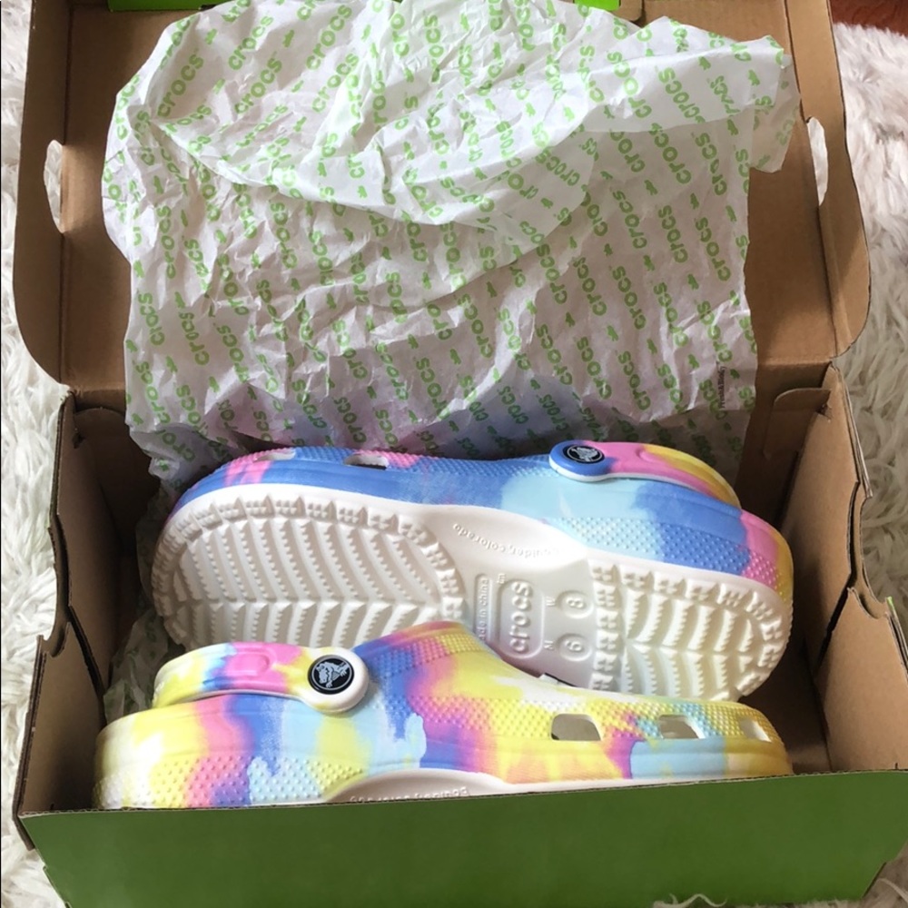 brand new crocs